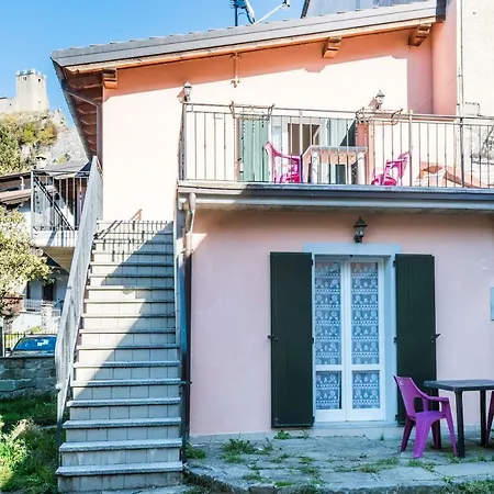Borgo Turistico Le Case Rosa *