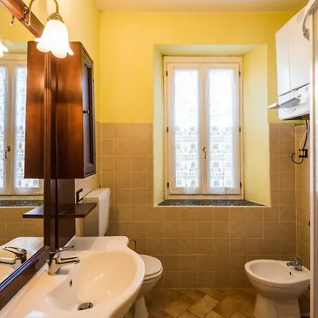 Borgo Turistico Le Case Rosa *