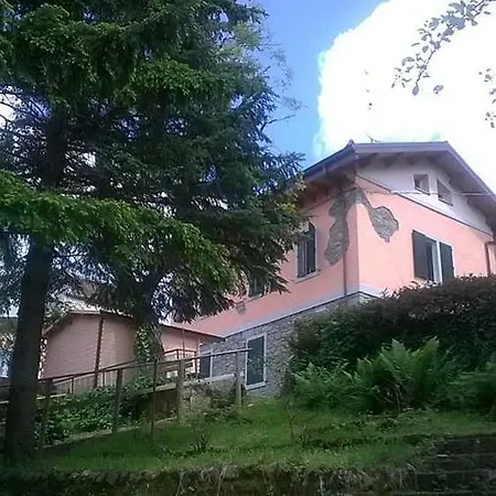 Borgo Turistico Le Case Rosa 度假居 塞斯托拉